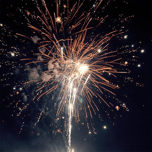 #推歌《夏·烟火》——《LIKPIA》请带上耳机倾听——让我们沉浸在回忆里，沉浸那美好的18年